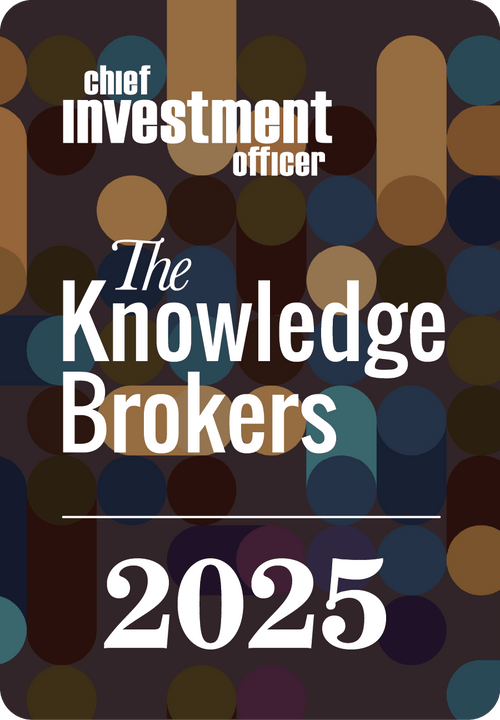 Logo: 2025 CHIEF INVESTMENT OFFICER Knowledge Broker